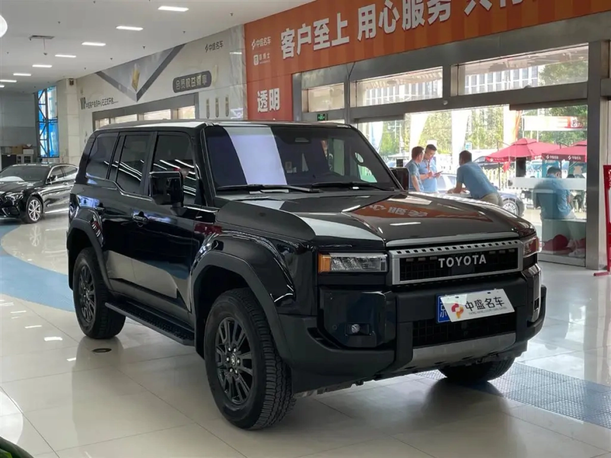 TOYOTA PRADO