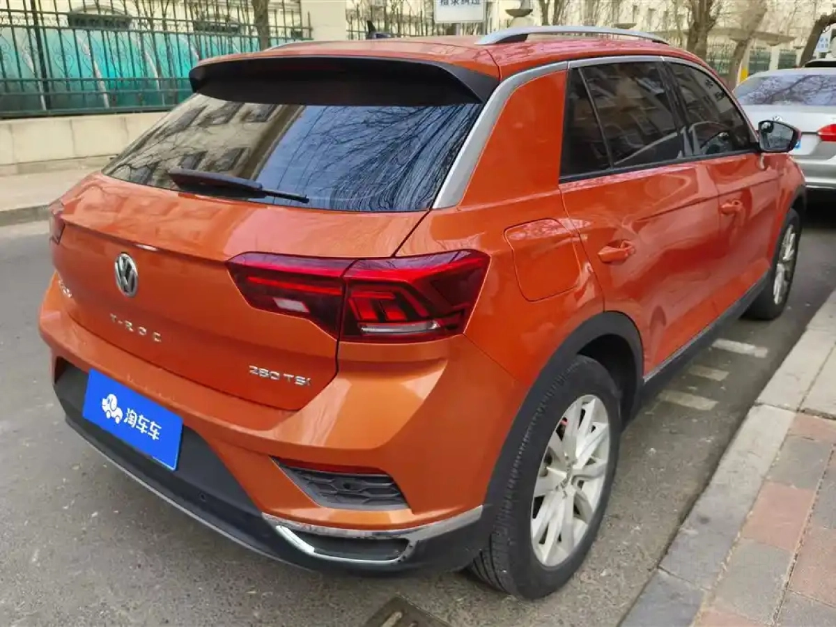 VOLKSWAGEN T-ROC TANGE