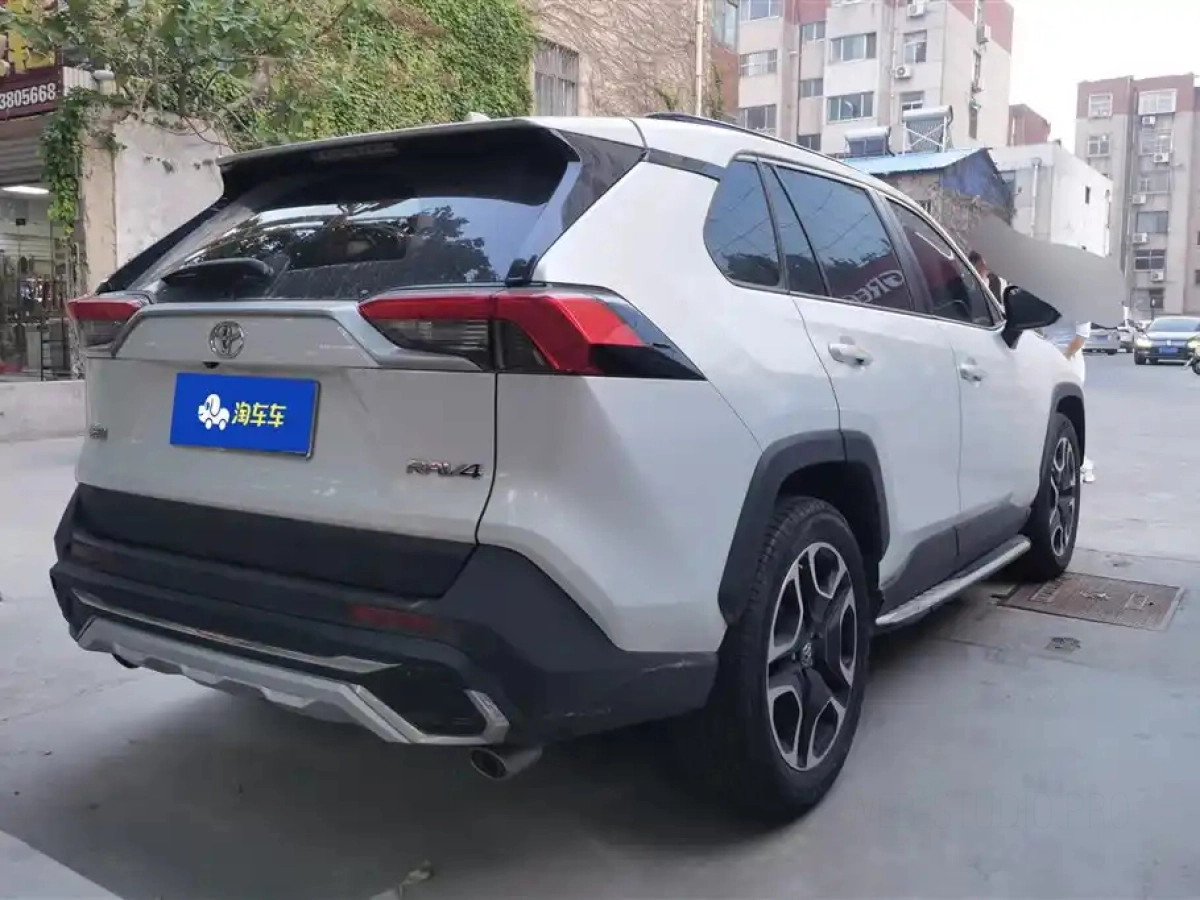 TOYOTA RAV4 RONGFANG