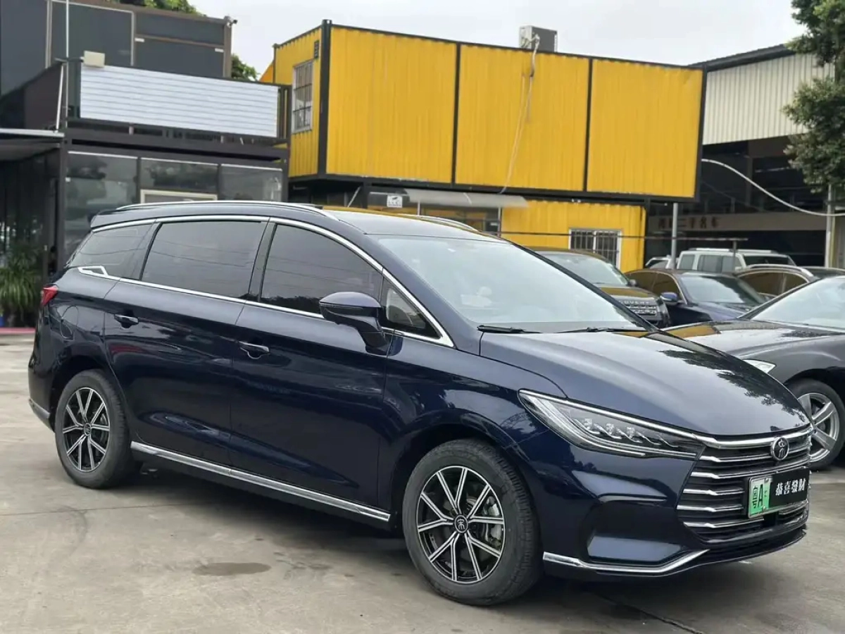 BYD SONG MAX NEW ENERGY