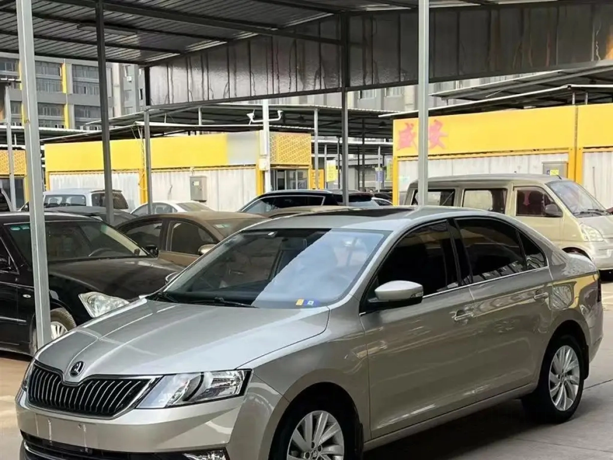 SKODA RAPID
