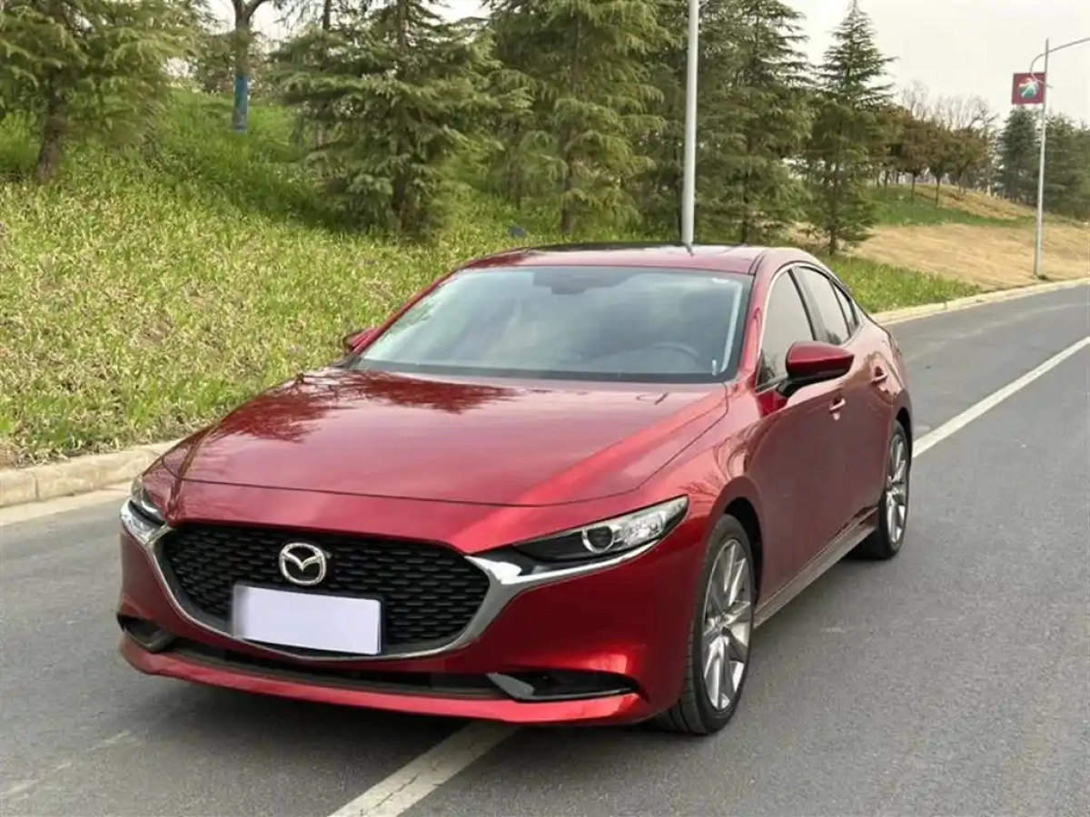 MAZDA 3 AXELA