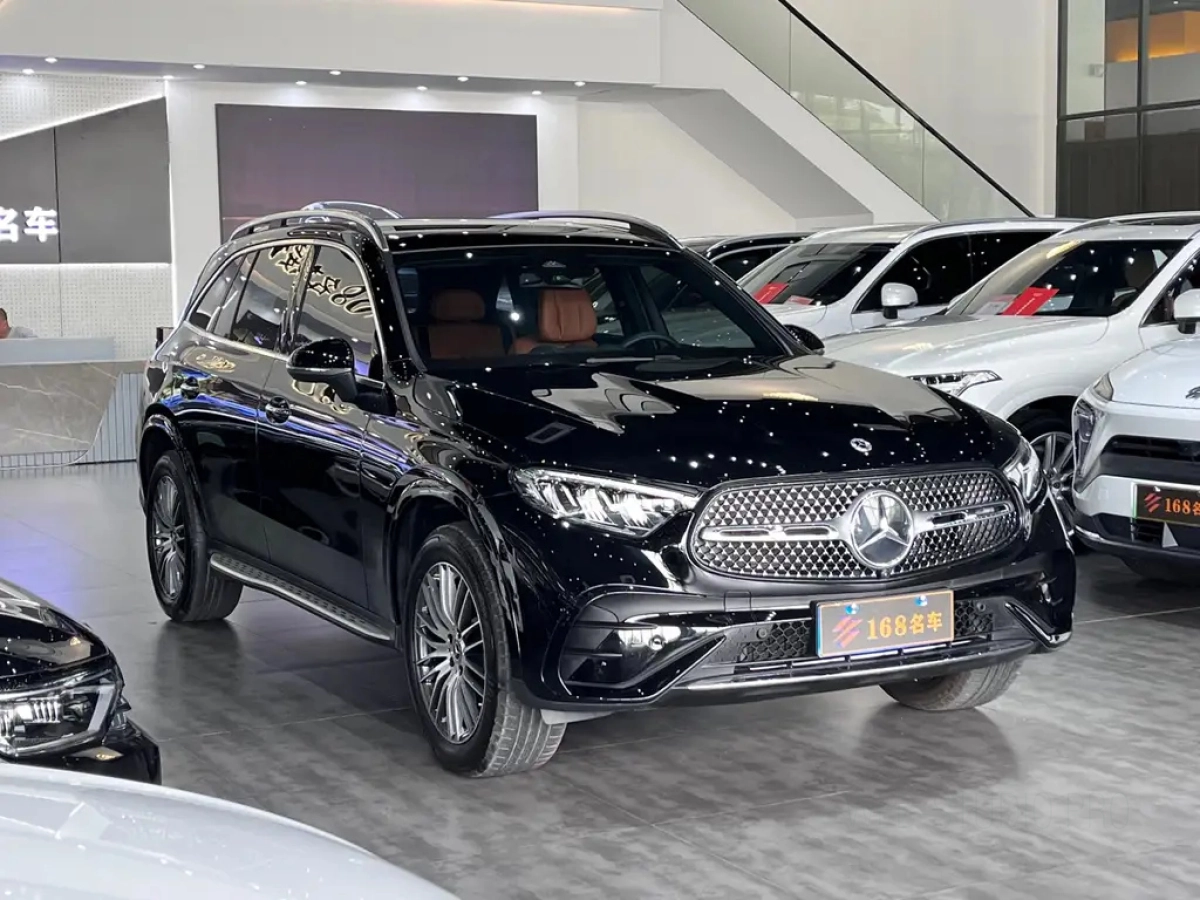 MERCEDES BENZ GLC
