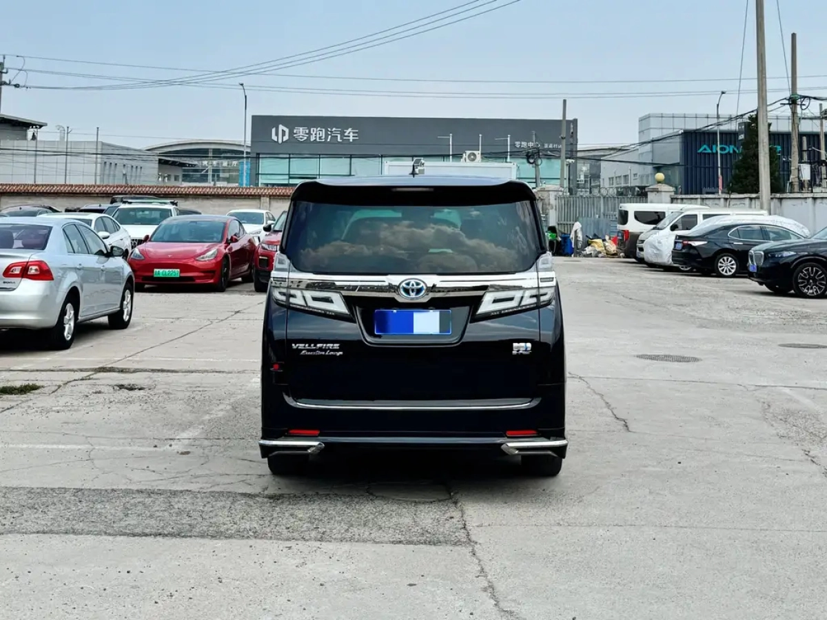 TOYOTA VELLFIRE