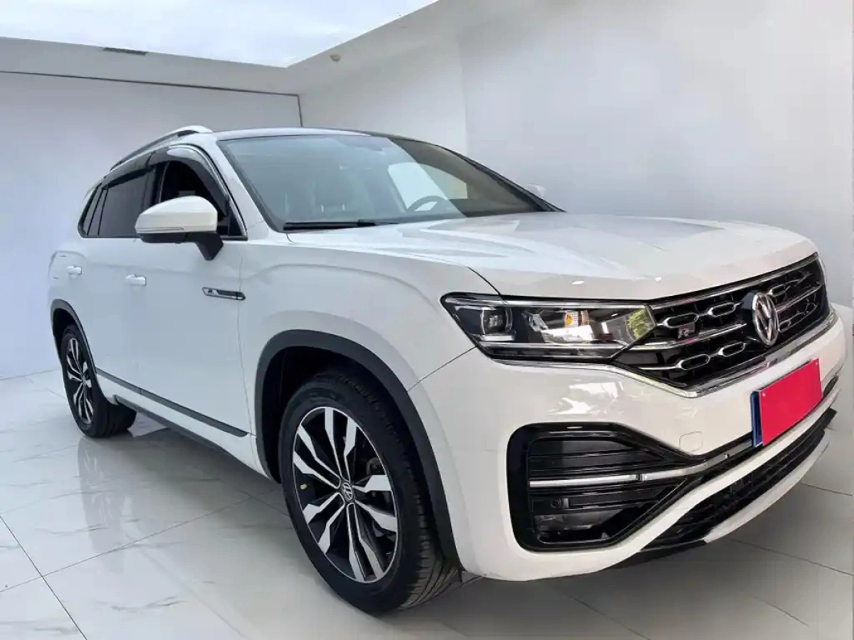 VOLKSWAGEN TAYRON