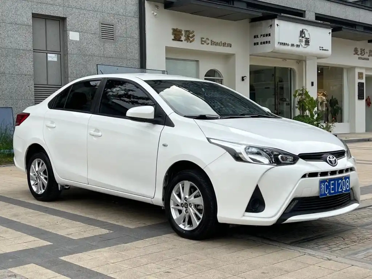 TOYOTA YARIS L ENJOY