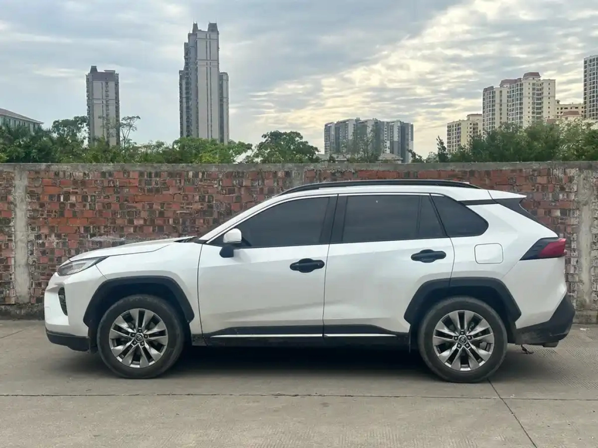 TOYOTA WILDLANDER