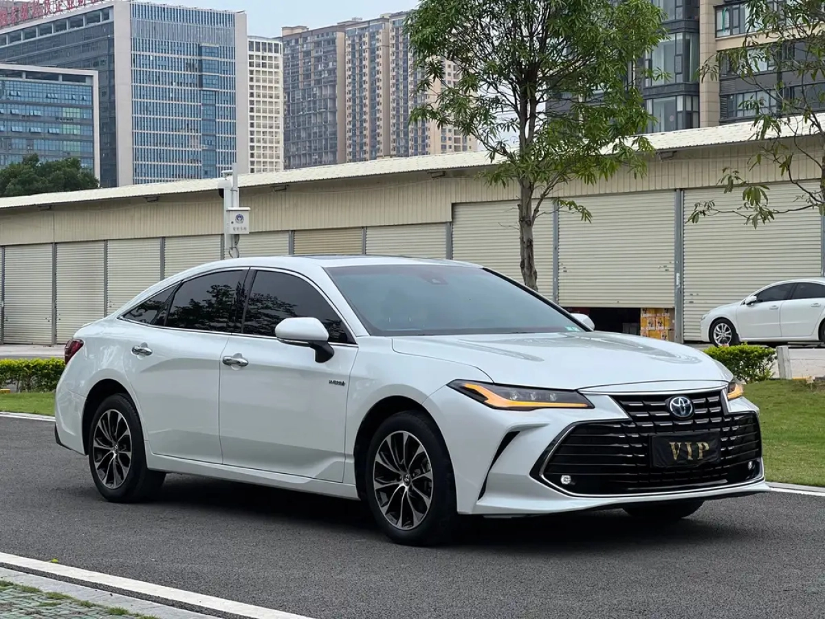 TOYOTA AVALON