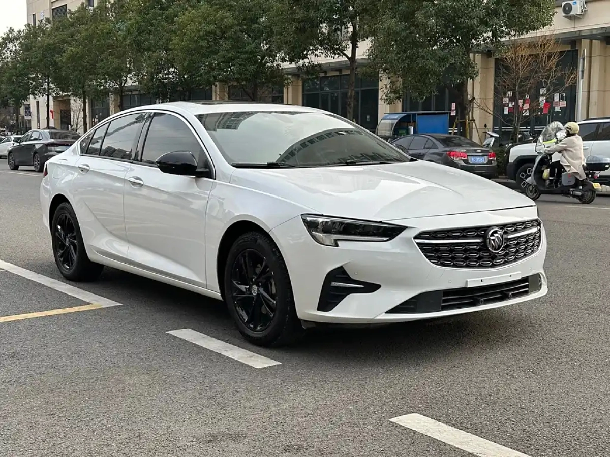 BUICK REGAL