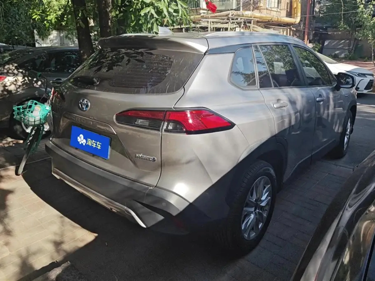 TOYOTA COROLLA CROSS