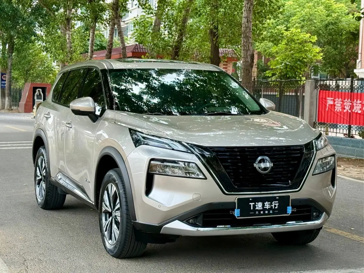 NISSAN X-TRAIL