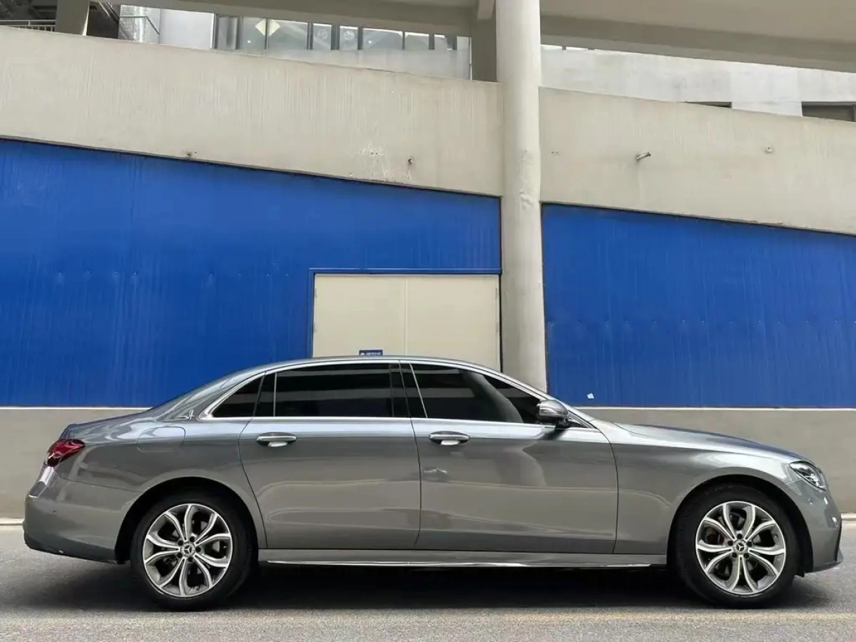 MERCEDES BENZ E-CLASS