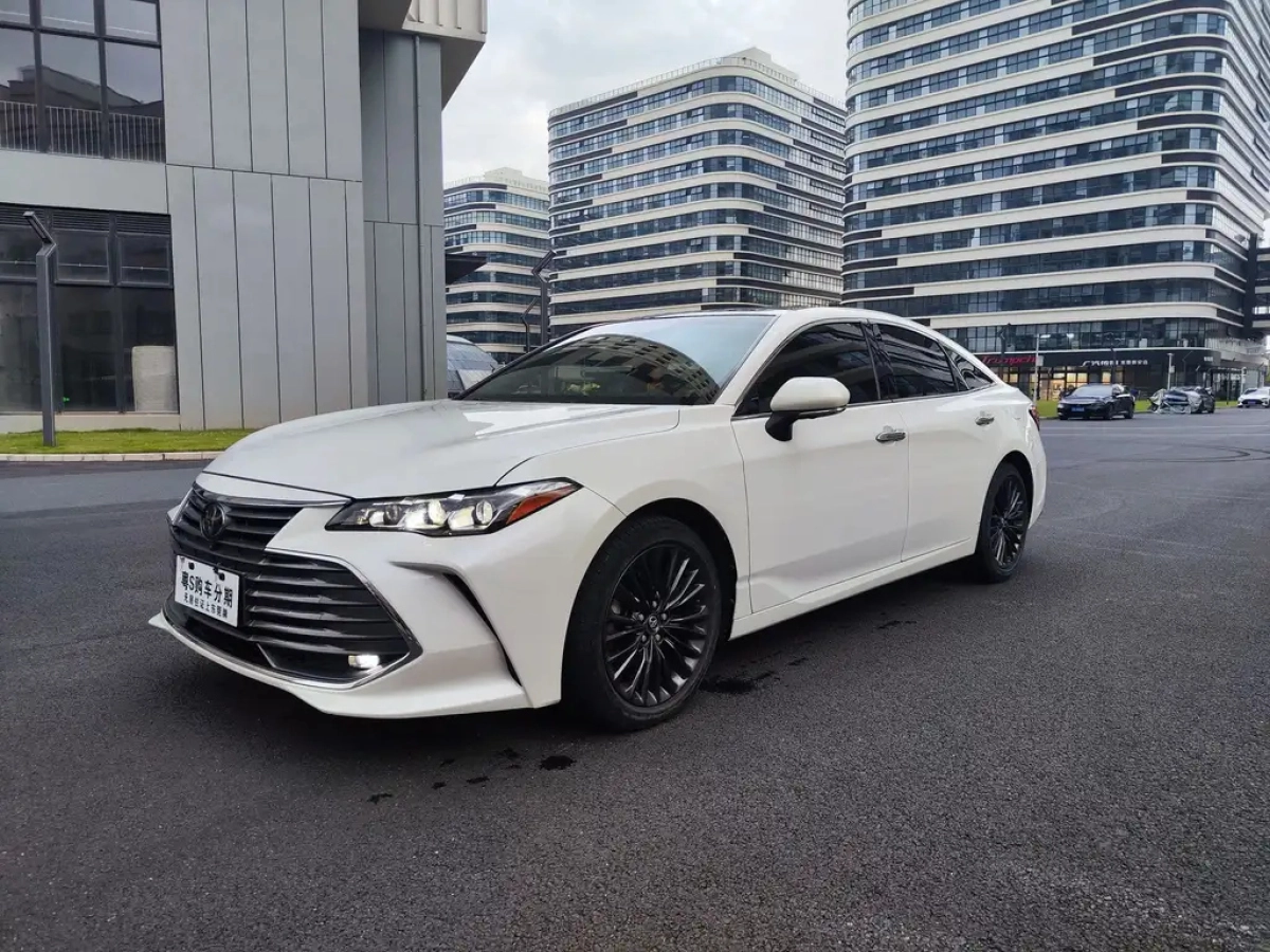 TOYOTA AVALON