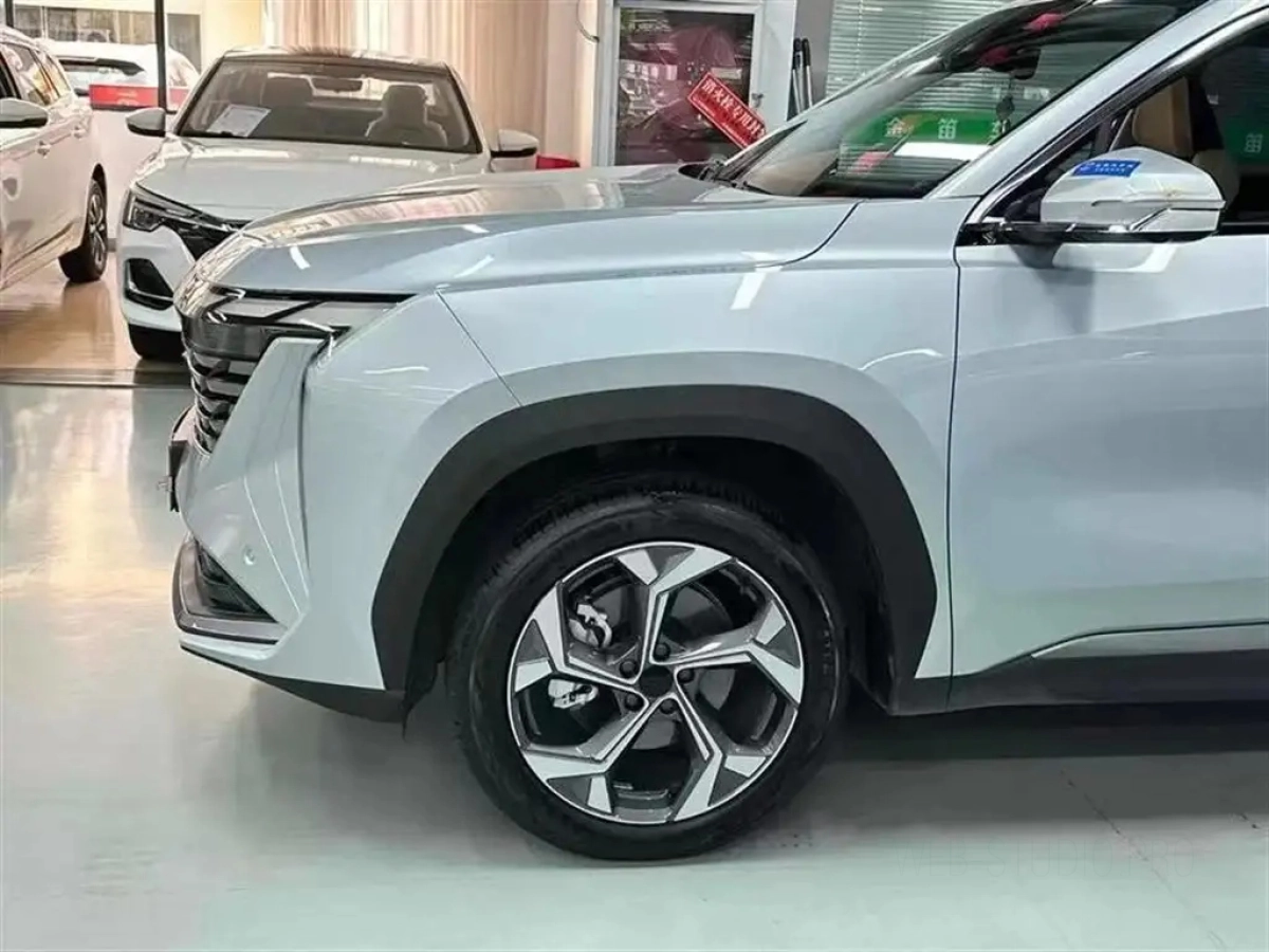 GEELY AUTO BOYUE L