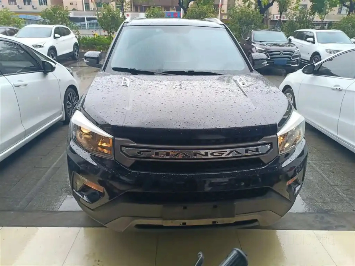 CHANGAN CS75