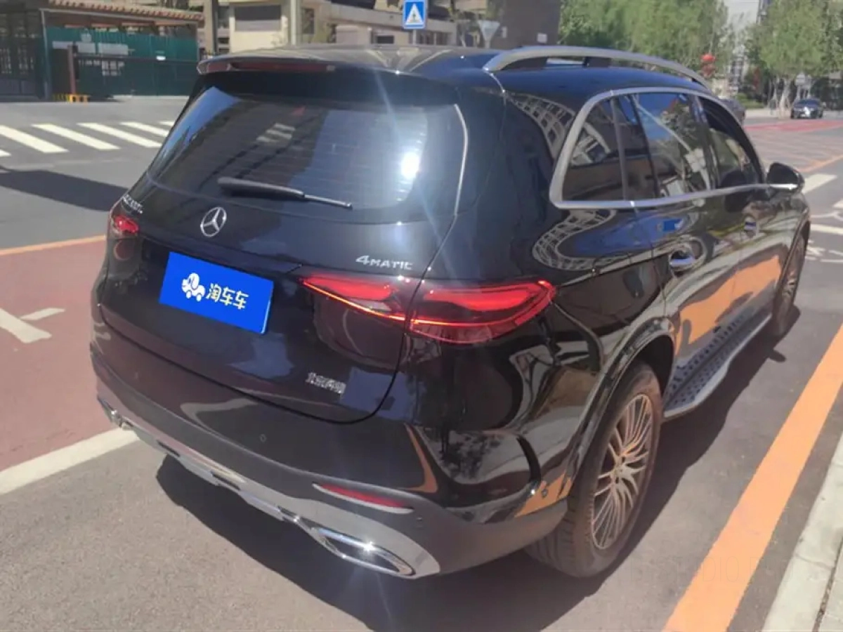 MERCEDES BENZ GLC