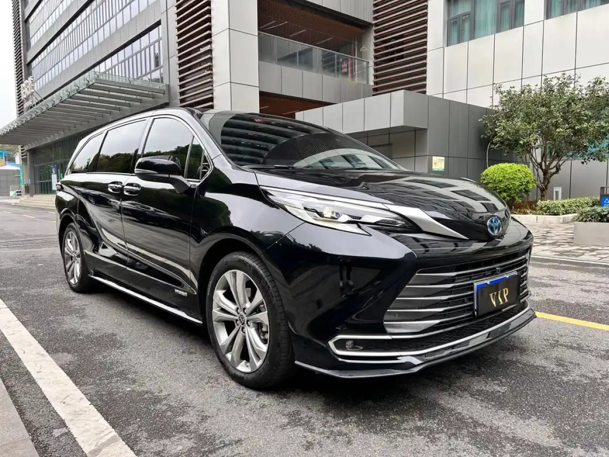 TOYOTA SIENNA SIENNA