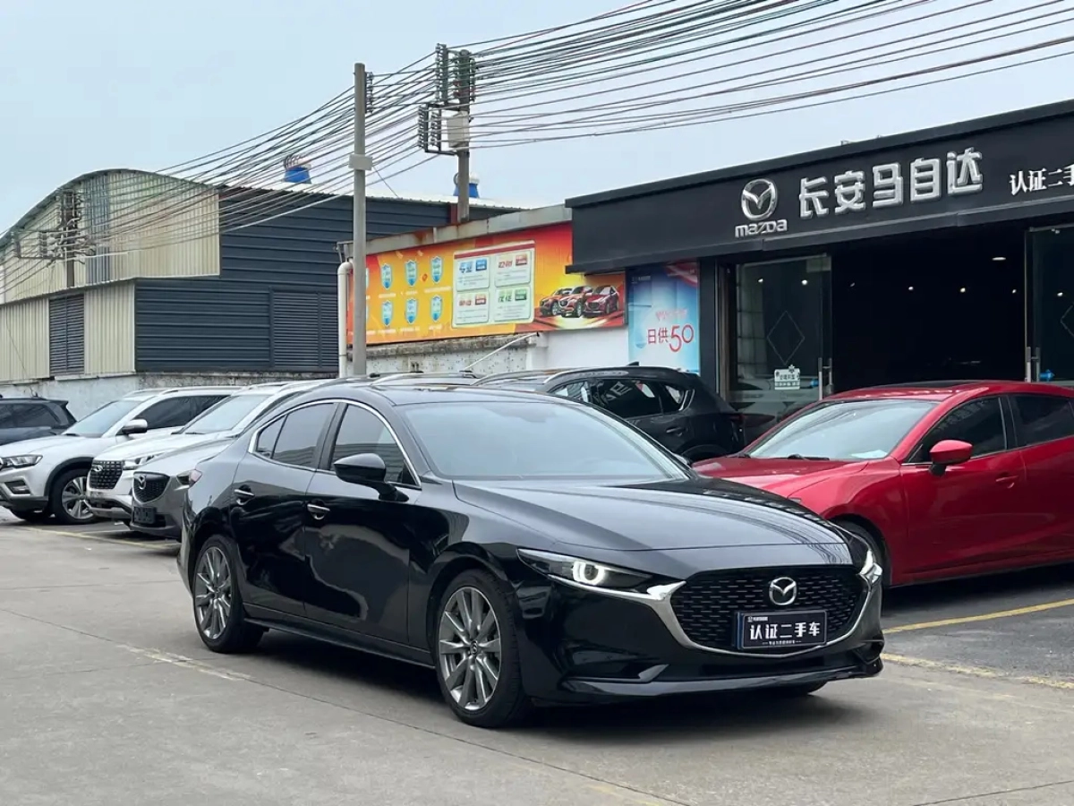 MAZDA 3 AXELA