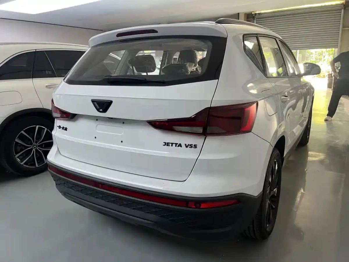 JETTA VS5
