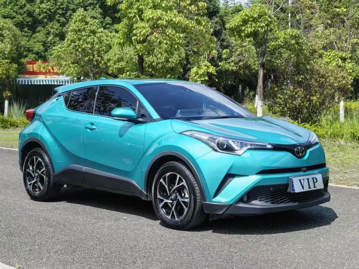 TOYOTA C-HR