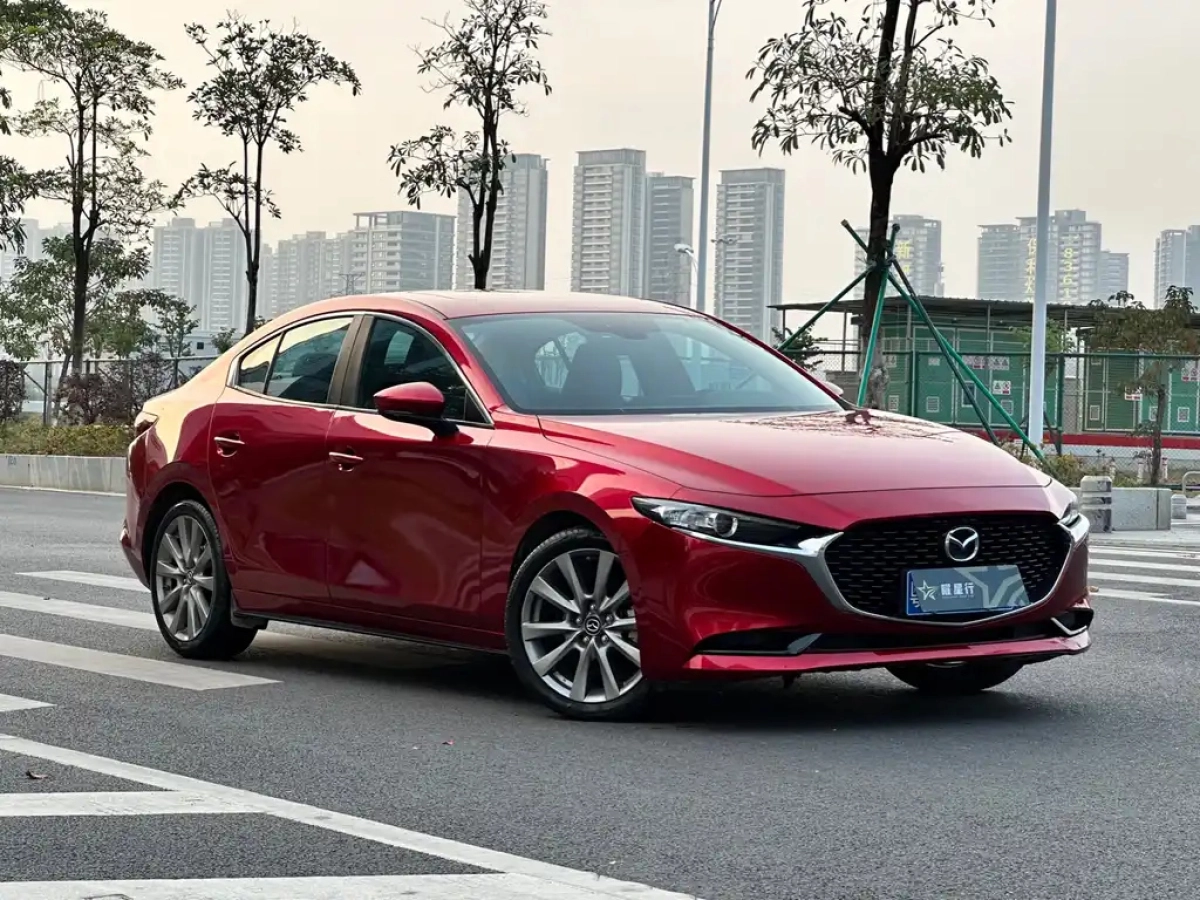 MAZDA 3 AXELA