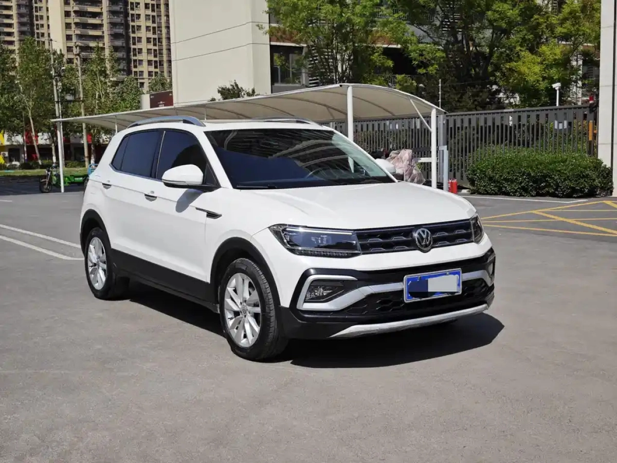 VOLKSWAGEN T-CROSS