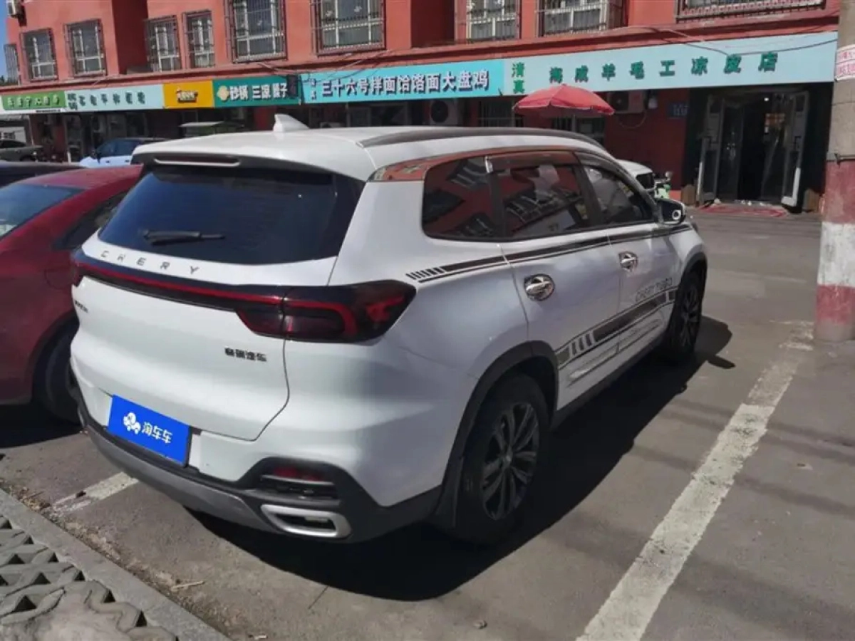 CHERY TIGGO 8