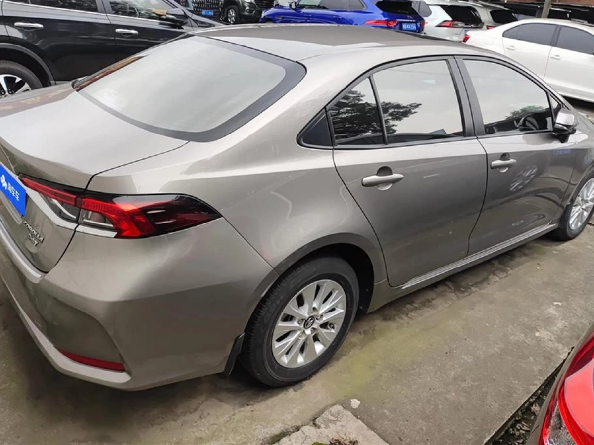 TOYOTA COROLLA