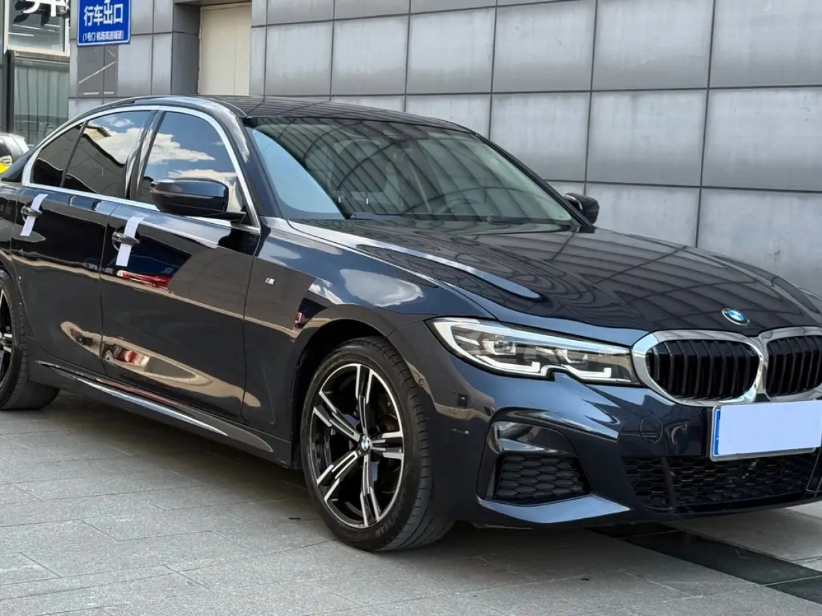 BMW 3-SERIES