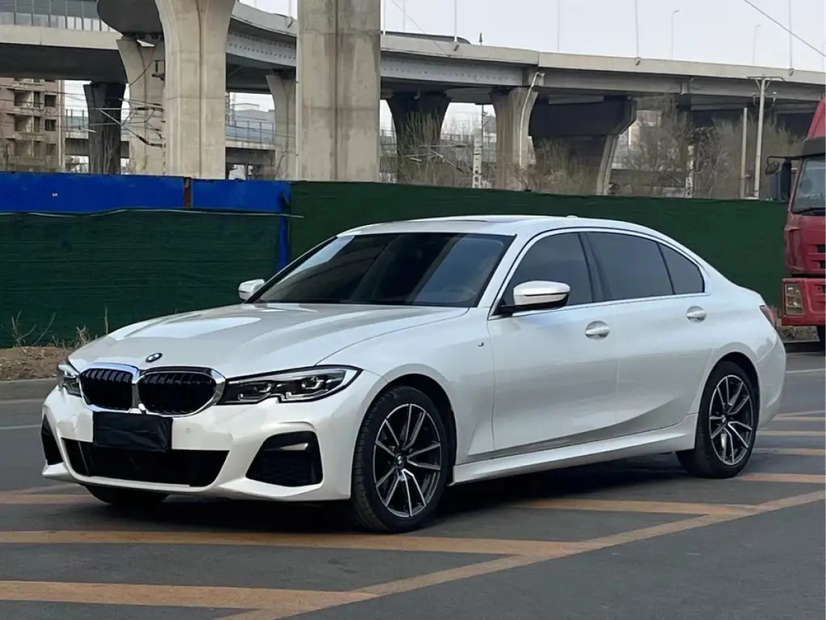 BMW 3-SERIES