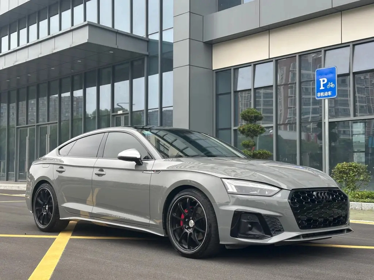 AUDI A5