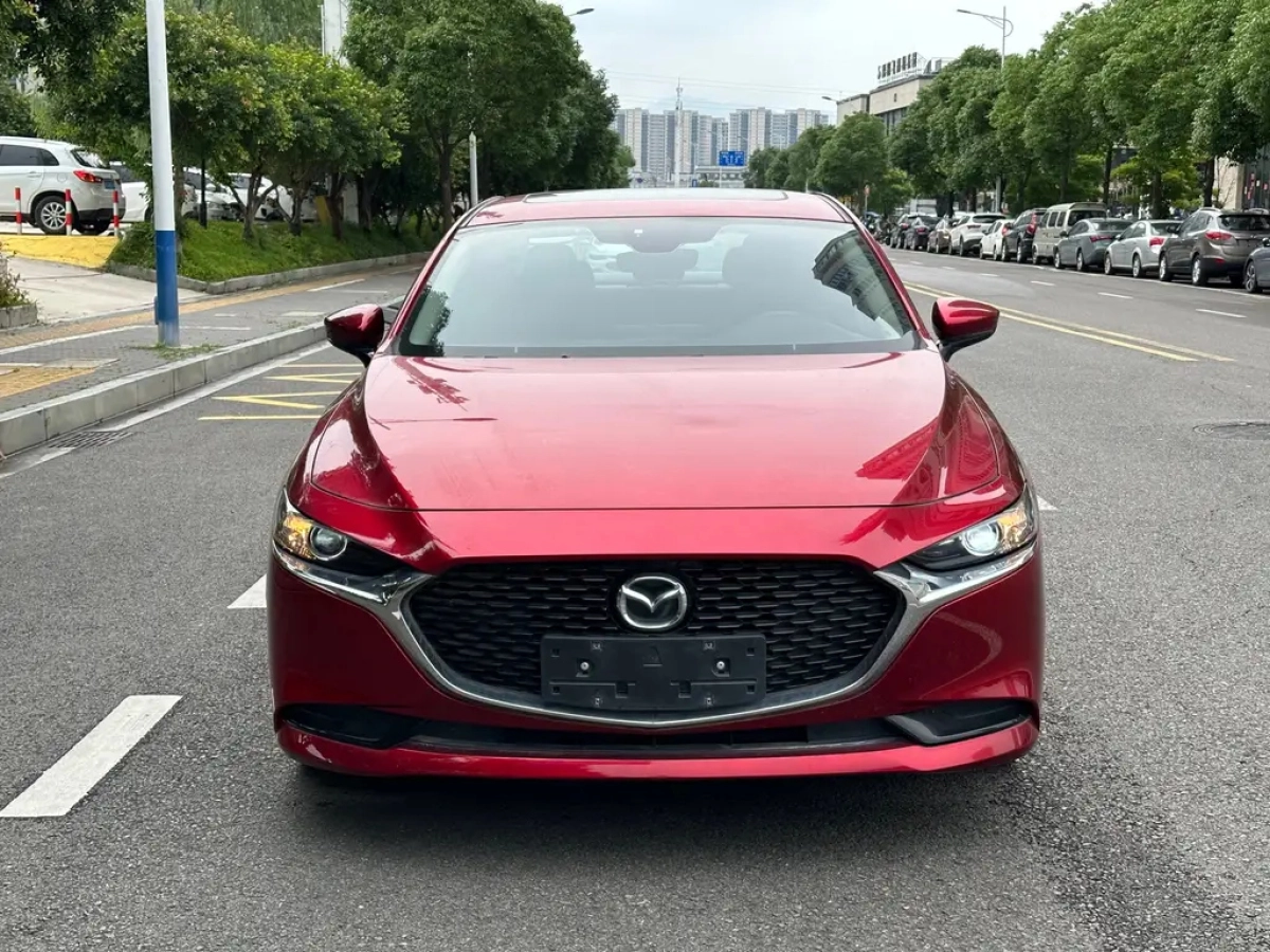 MAZDA 3 AXELA