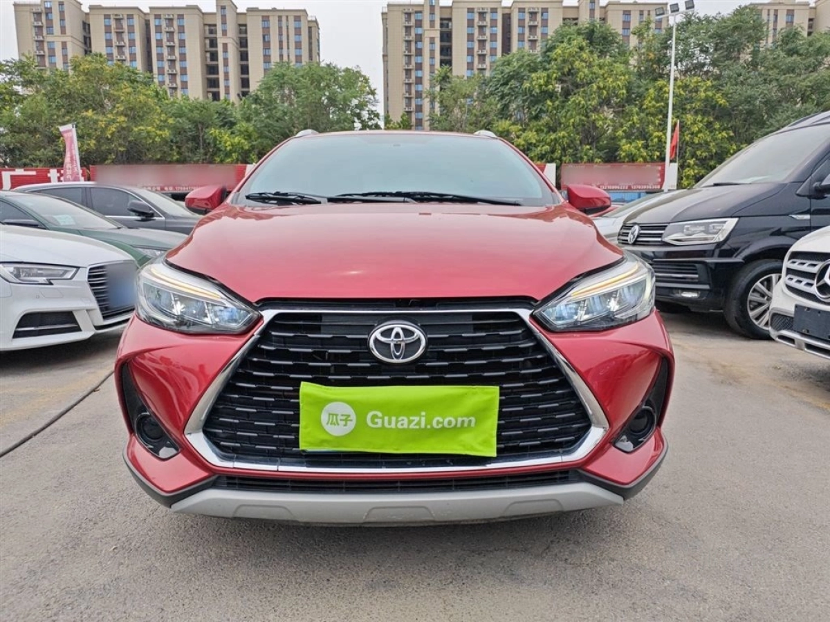 TOYOTA YARIS L DAZZLING