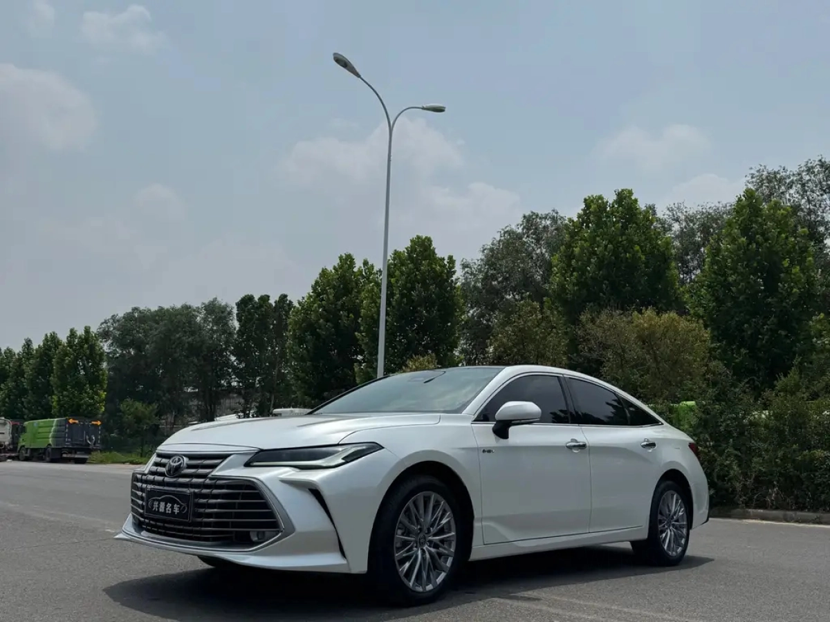 TOYOTA AVALON
