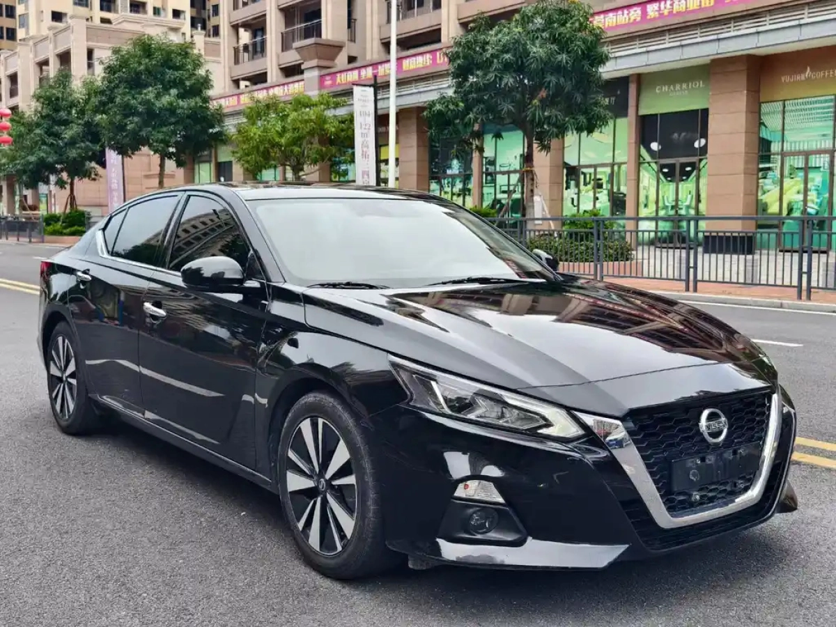 NISSAN TEANA