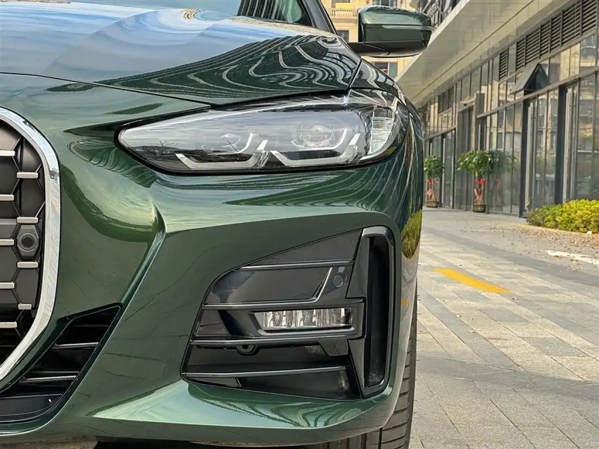 BMW 4-SERIES
