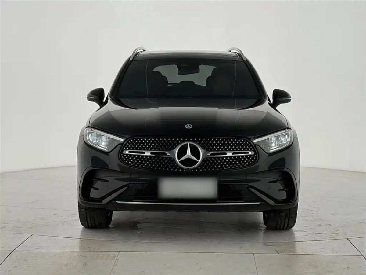 MERCEDES BENZ GLC