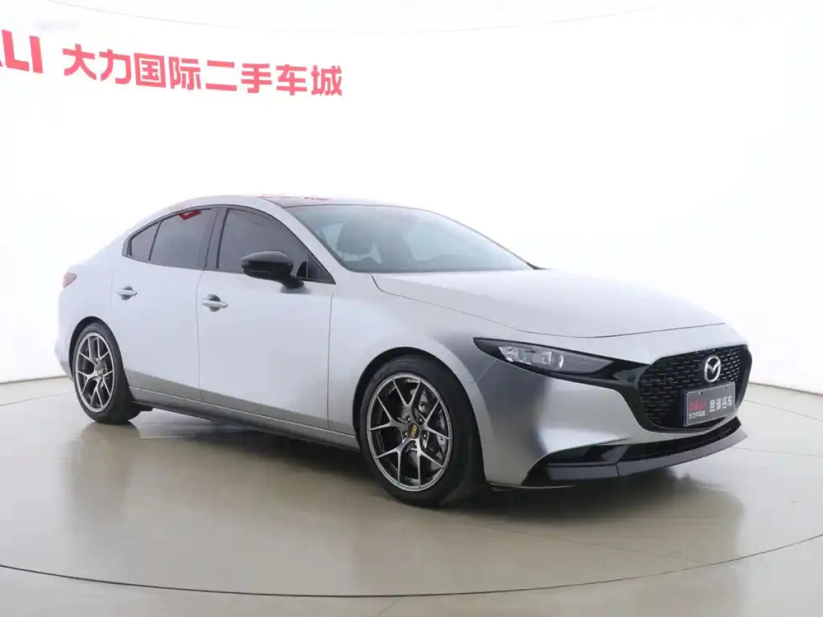 MAZDA 3 AXELA