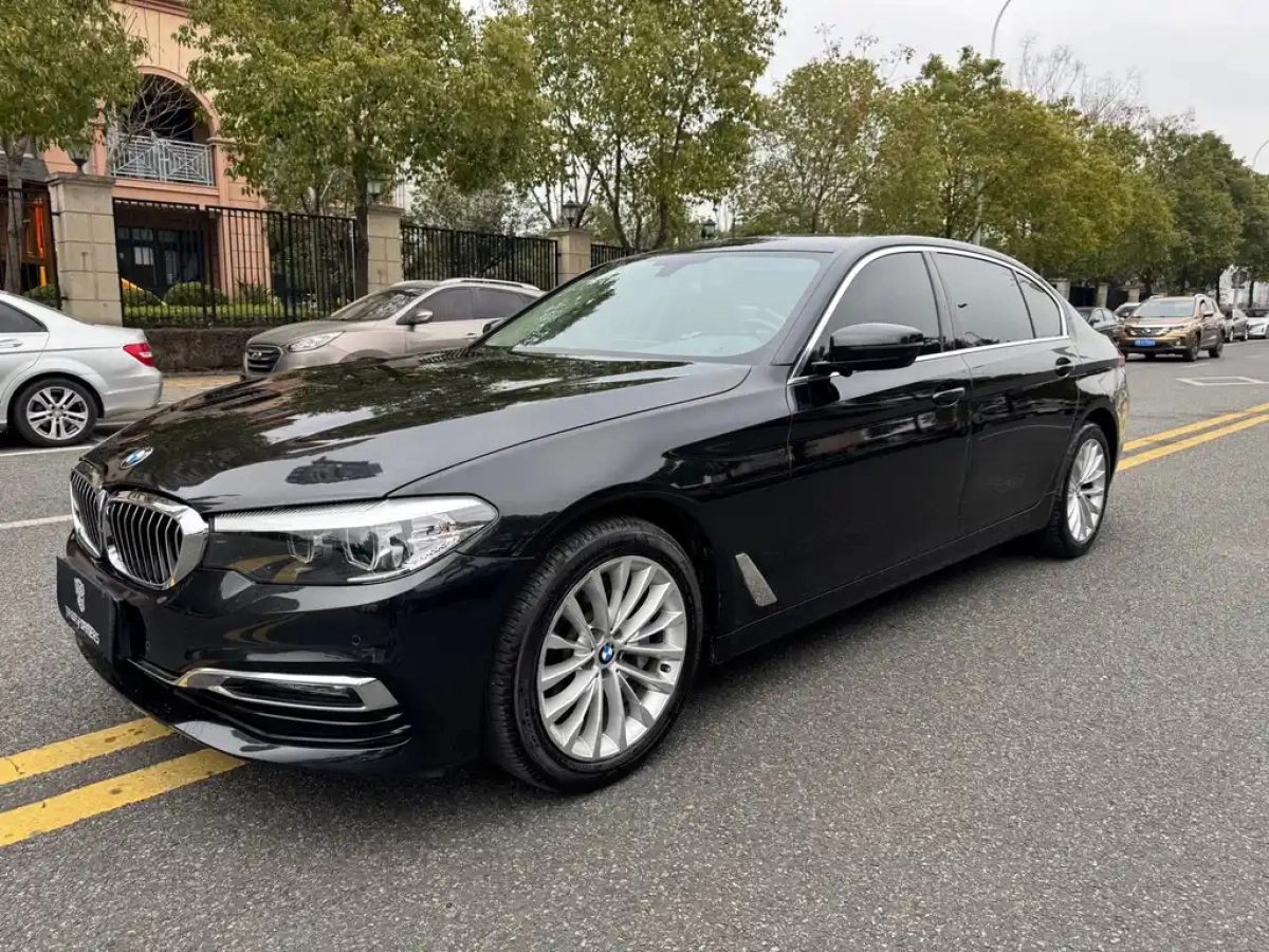 BMW 5-SERIES