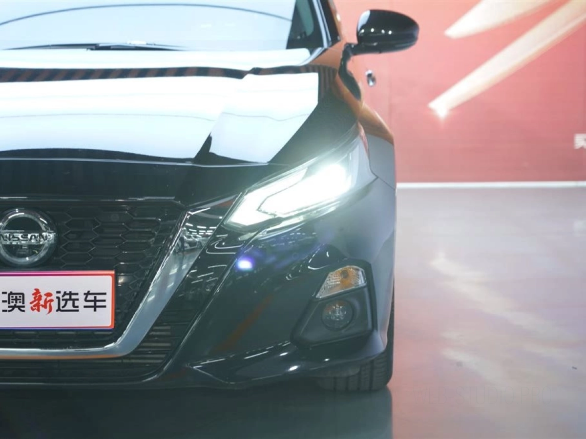 NISSAN TEANA