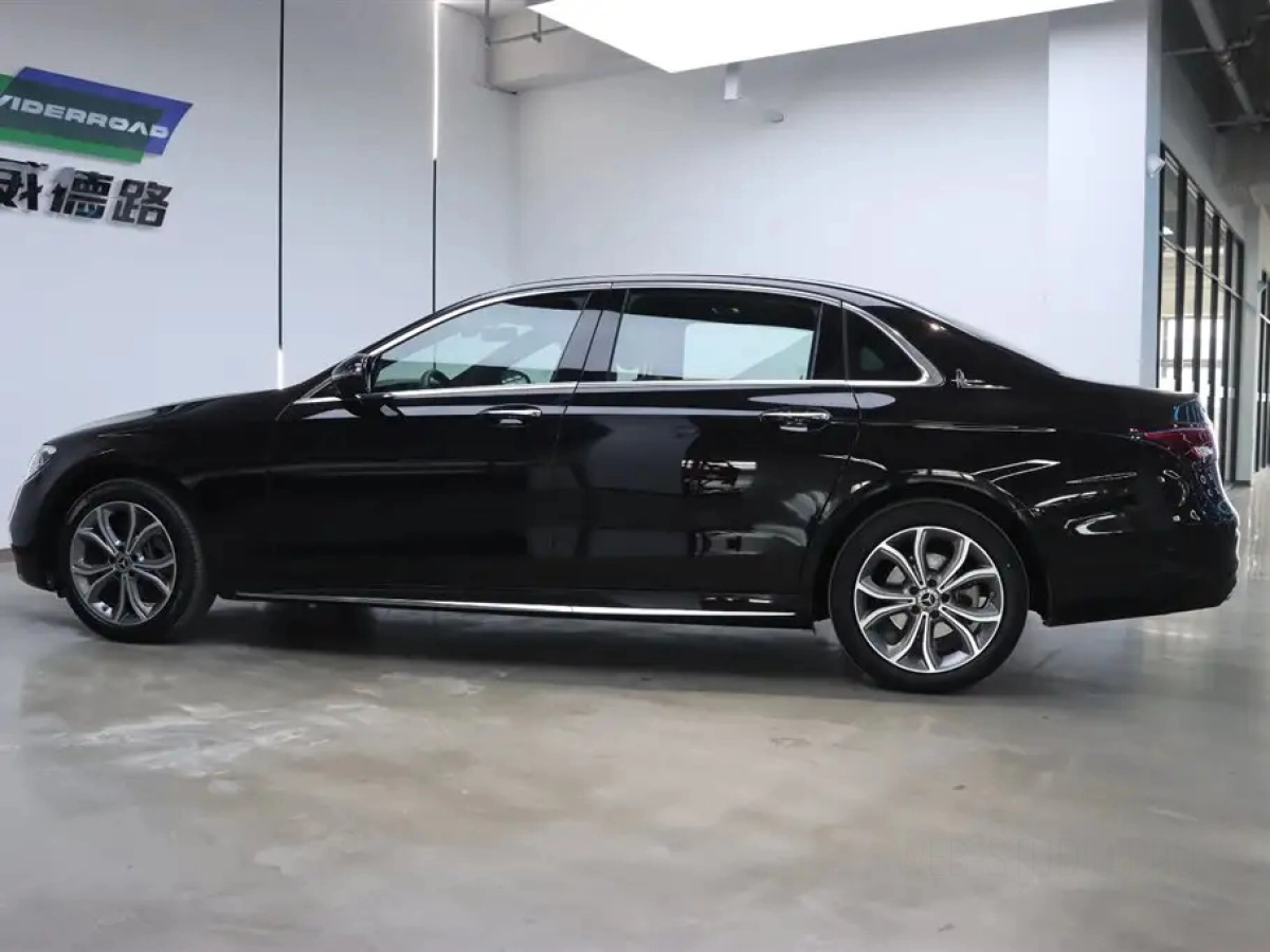 MERCEDES BENZ E-CLASS
