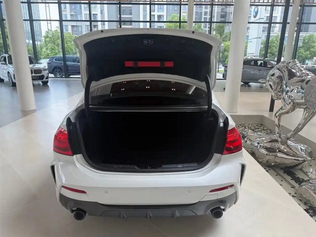 BMW 1-SERIES