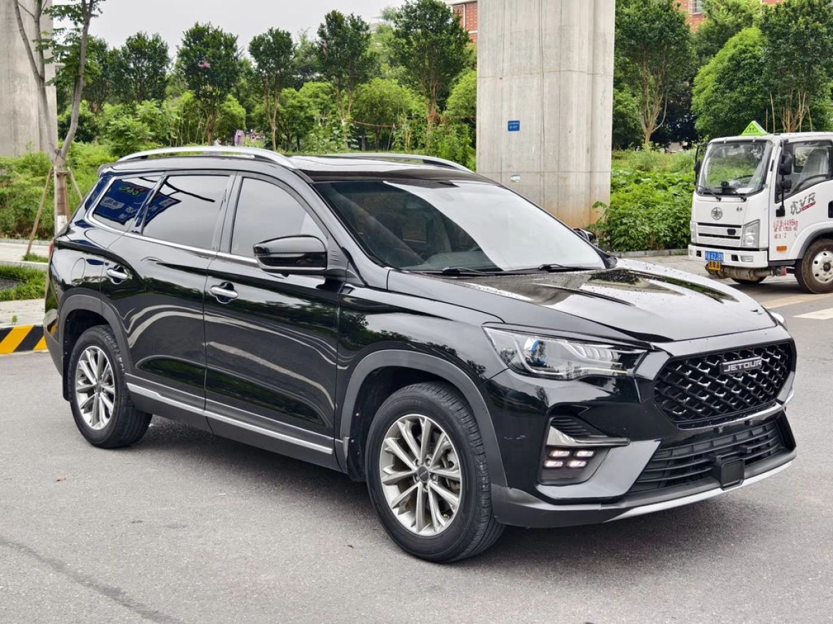 JETOUR X90