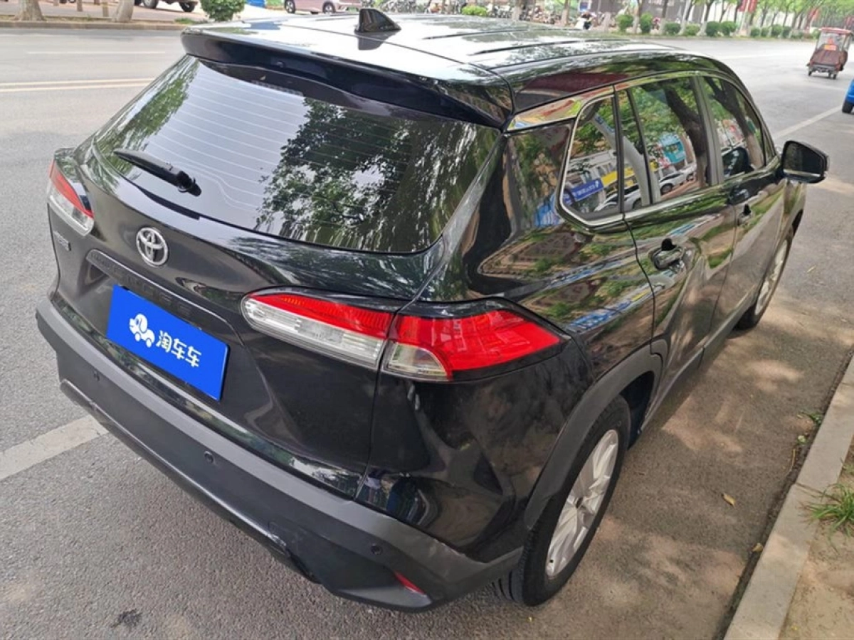 TOYOTA COROLLA CROSS