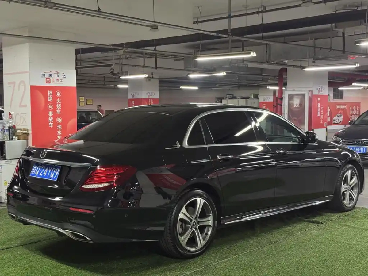 MERCEDES BENZ E-CLASS