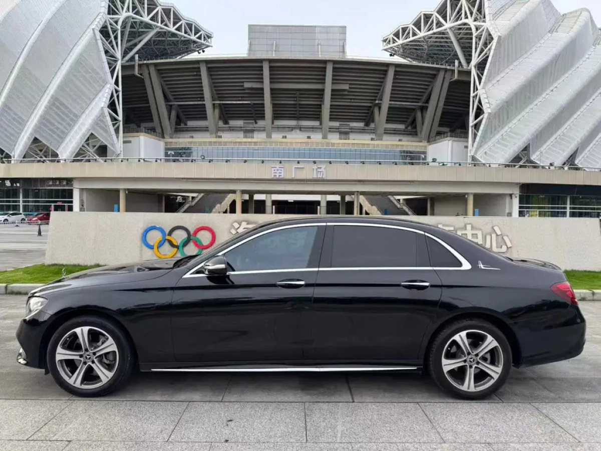 MERCEDES BENZ E-CLASS