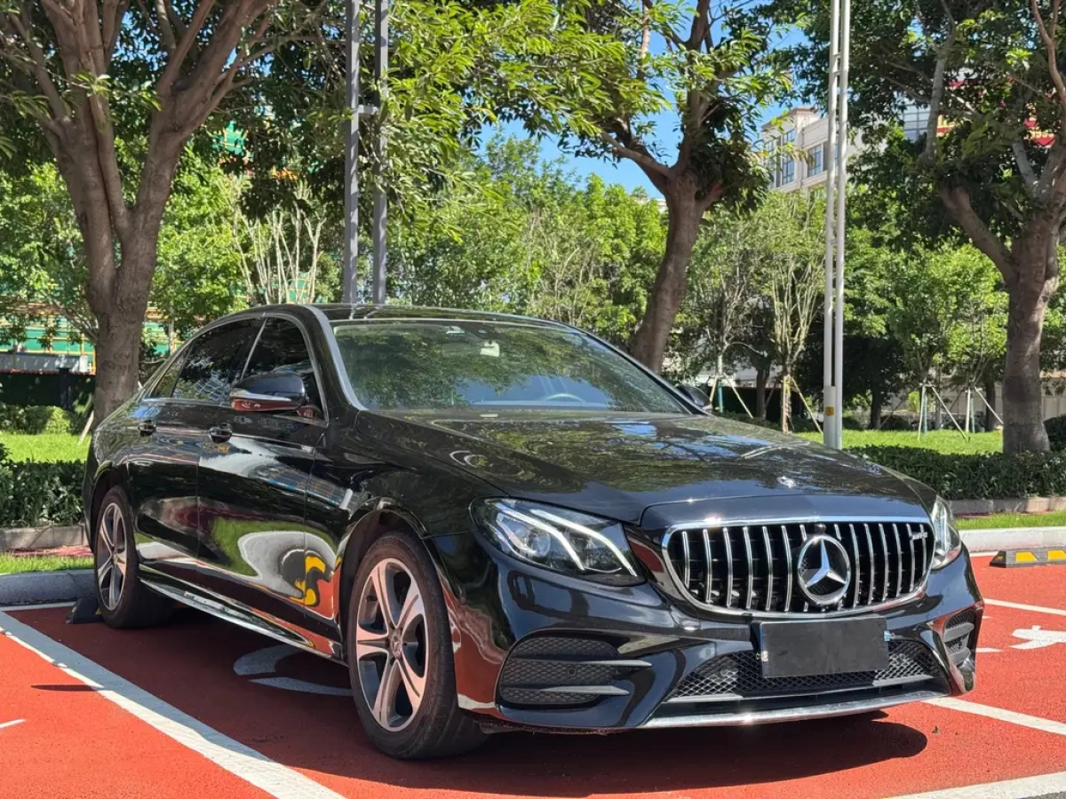 MERCEDES BENZ E-CLASS
