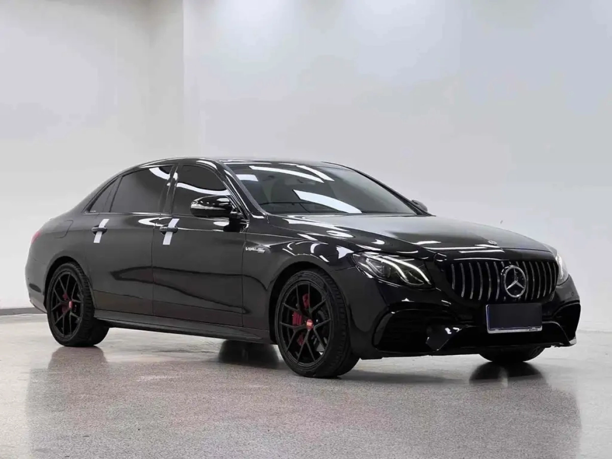 MERCEDES BENZ E-CLASS