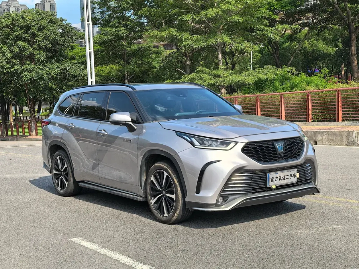 TOYOTA CROWN LUFANG