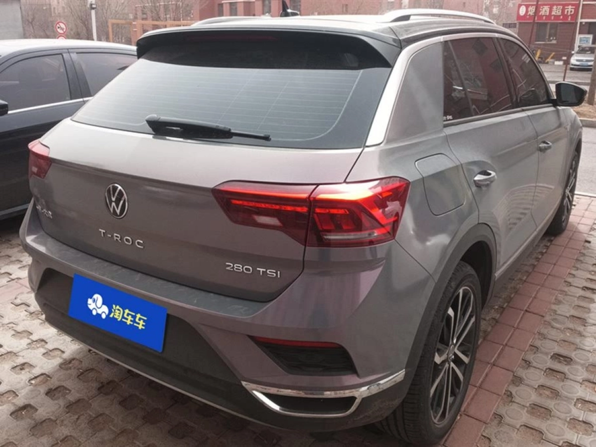 VOLKSWAGEN T-ROC TANGE